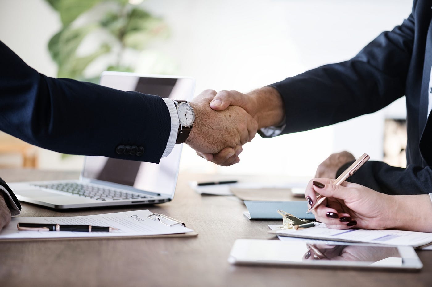 Mindful Logistics LLC: Pioneering Excellence in Parcel Contract Negotiations